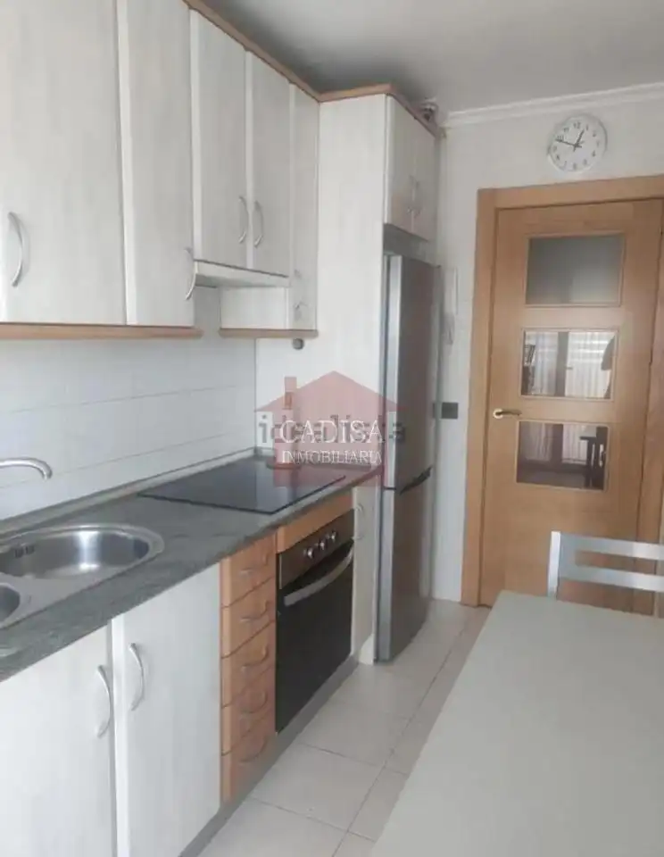 Cocina de Piso de alquiler en Salamanca con Calefacción, Amueblado y Balcón