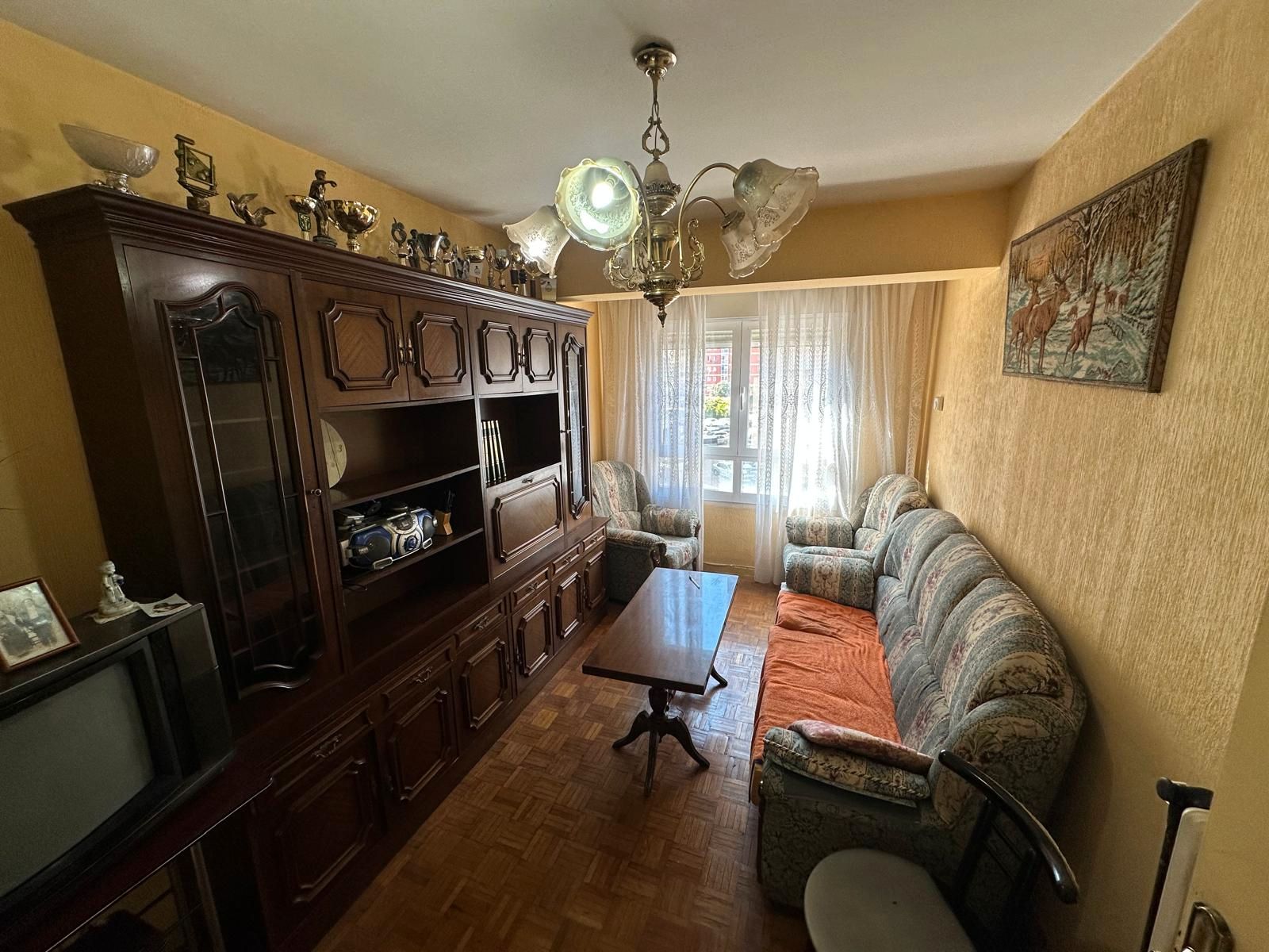 Flat for sale in Gamonal - San Bruno - G9