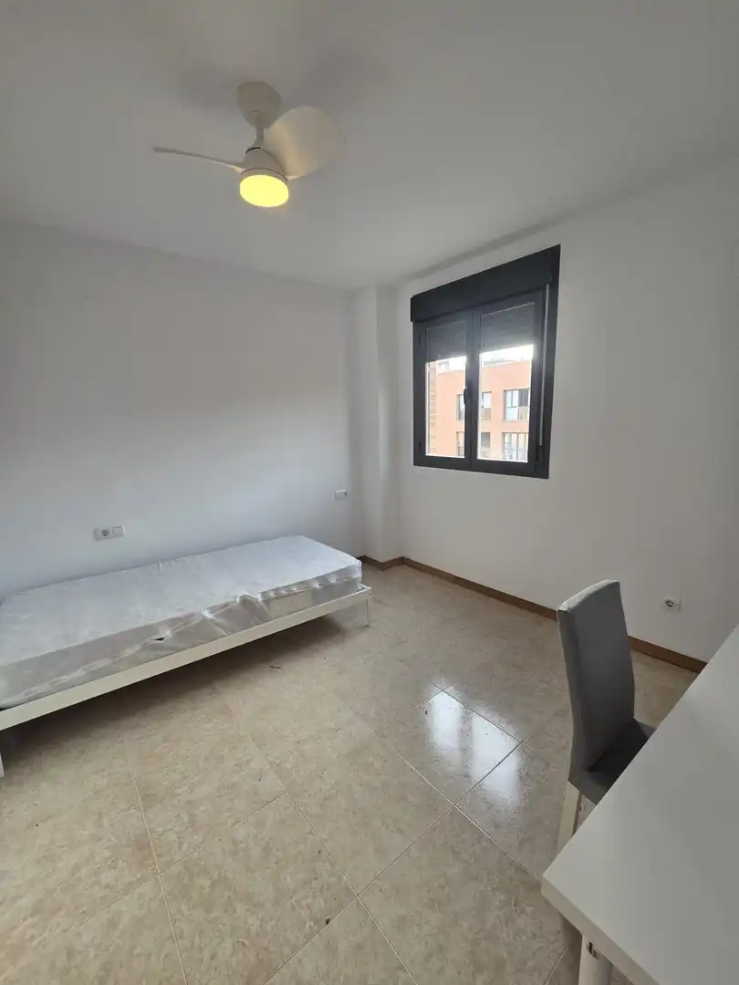 Flat with lift to rent in Oeste, imagen 19