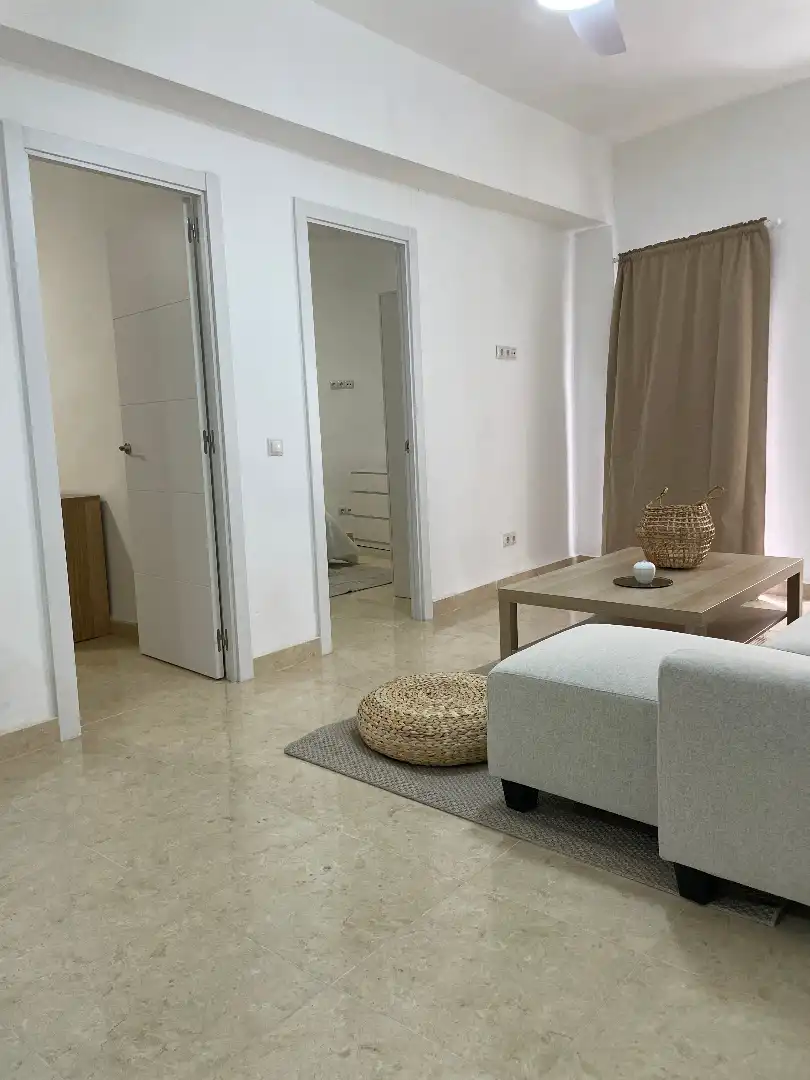 Flat for rent in Avenida de la Industria, 38, Centro