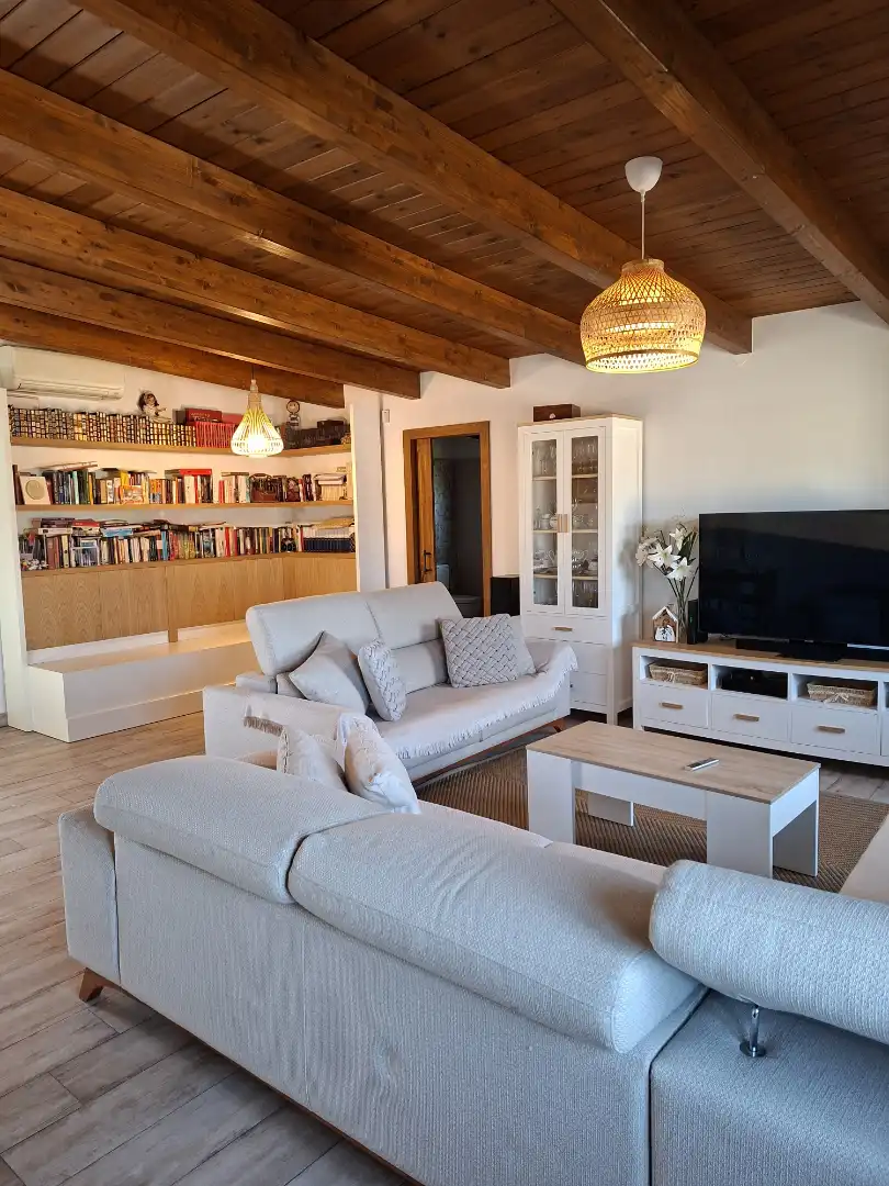 Living room of Houses for sale in Mejorada del Campo  with Heating, Private garden and Storage room