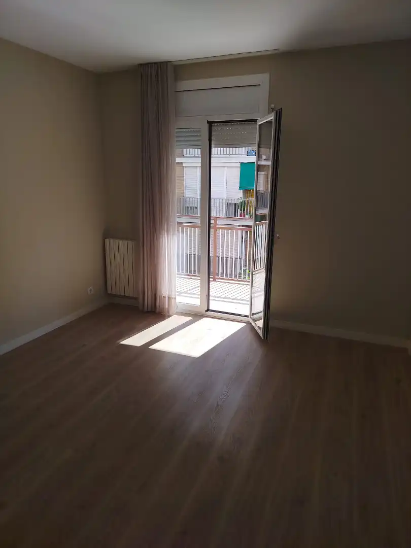 Flat with terrace for sale in Instituts - Universitat, imagen 20