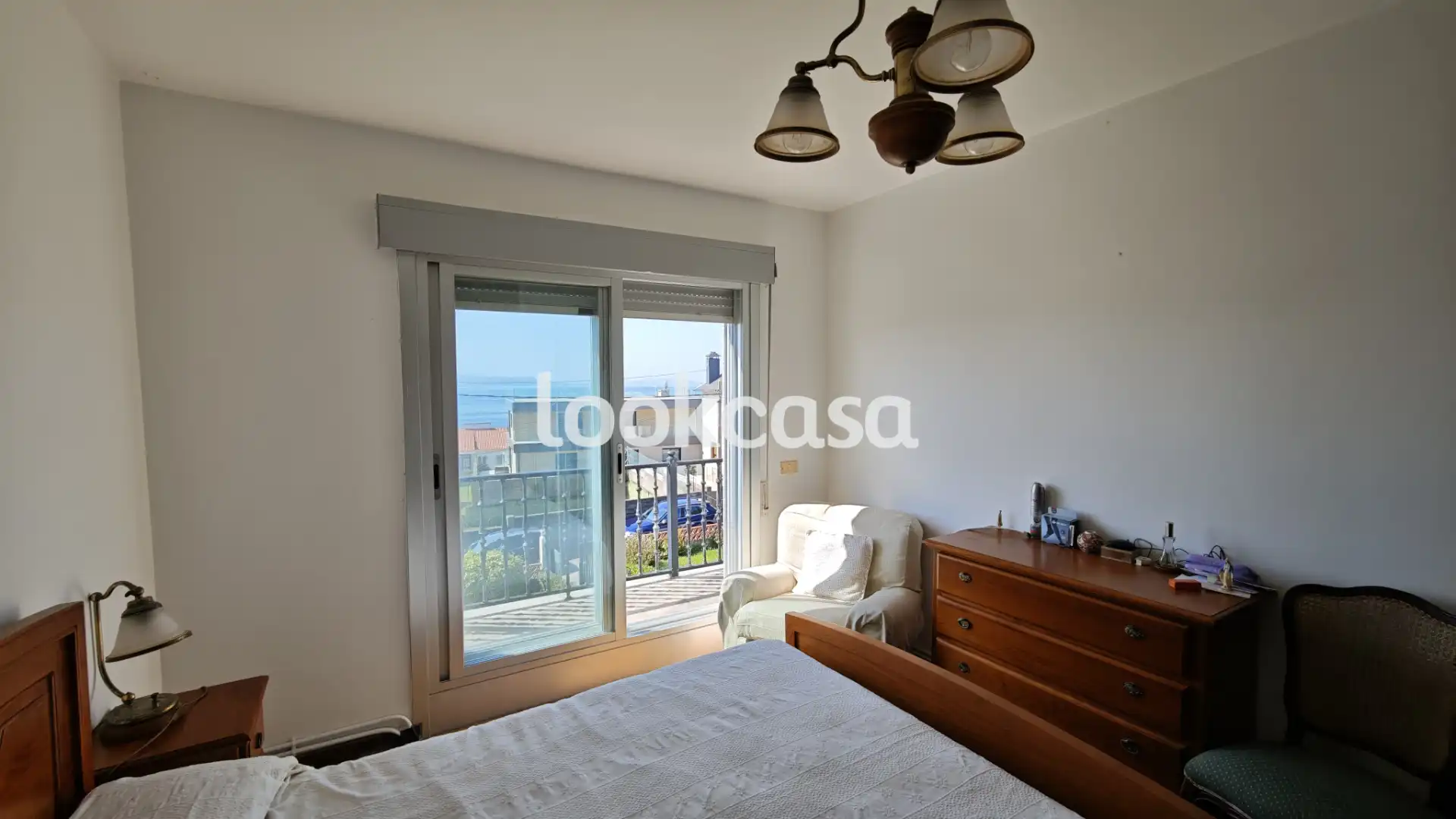 Dormitori de Casa o xalet en venda en Sanxenxo amb Calefacció, Jardí privat i Terrassa