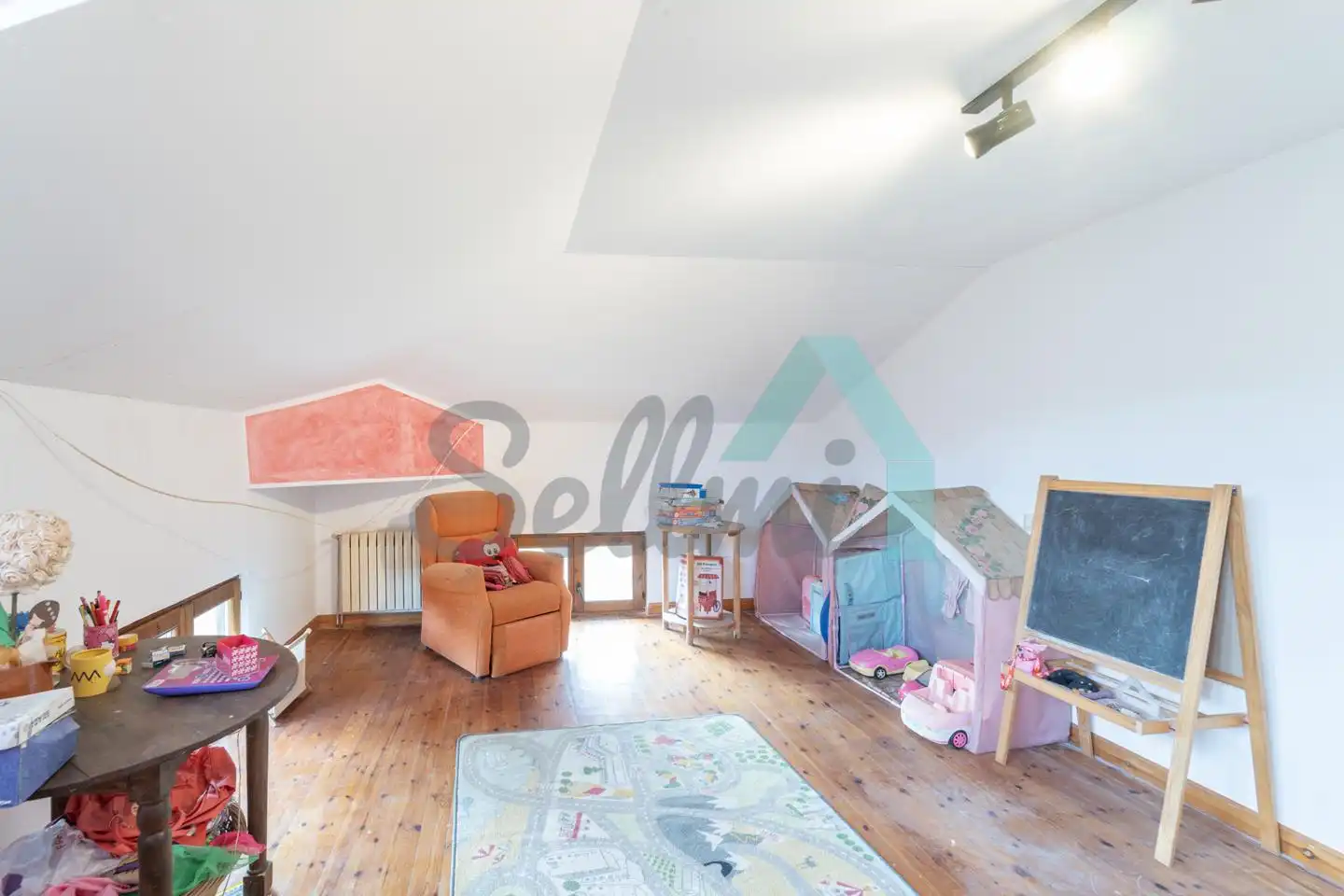 Sala de estar de Casa o chalet en venta en Llanes con Calefacción, Jardín privado y Parquet