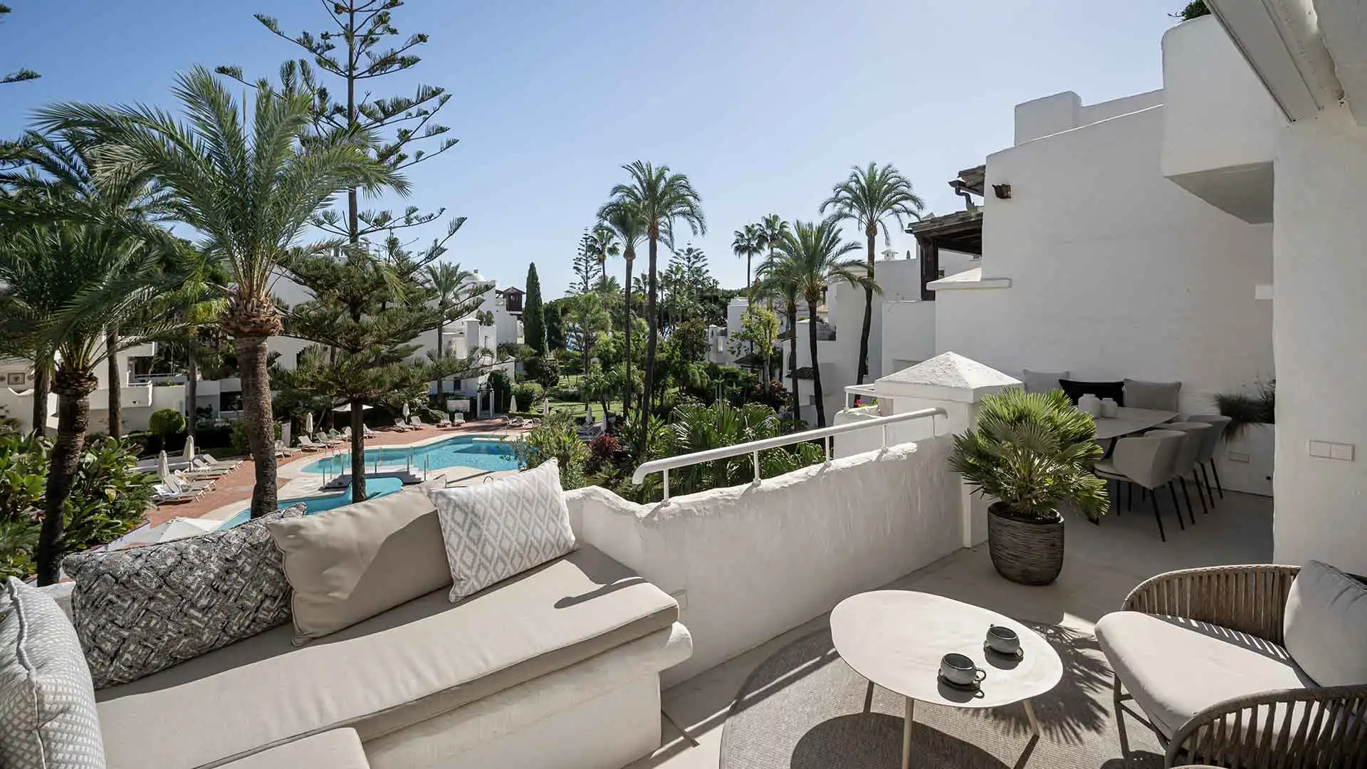 Penthouse with pool for sale in Milla de Oro, imagen 3