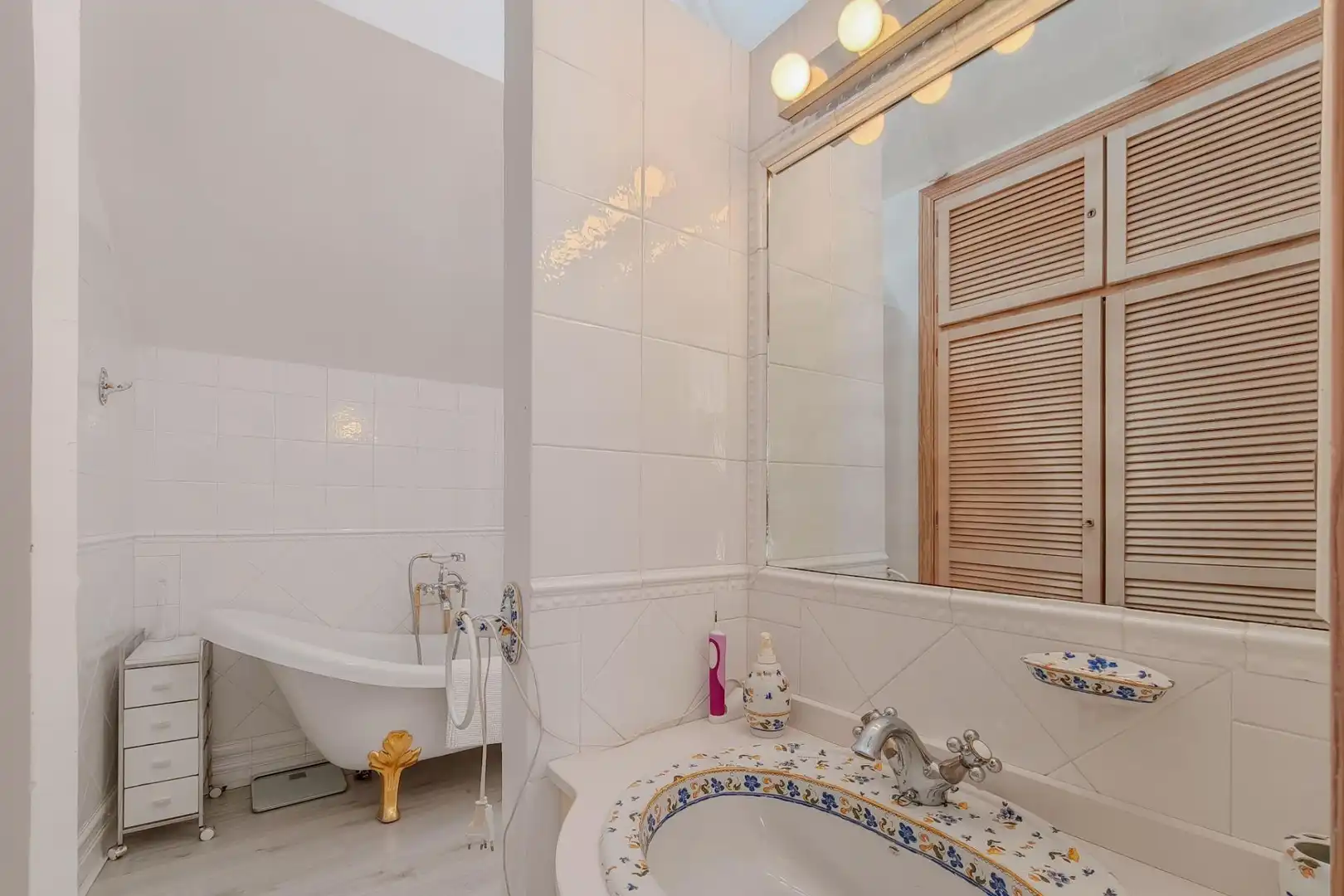 Badezimmer von Haus oder Chalet zum Verkauf in Torrelodones mit Heizung, Privatgarten und Terrasse