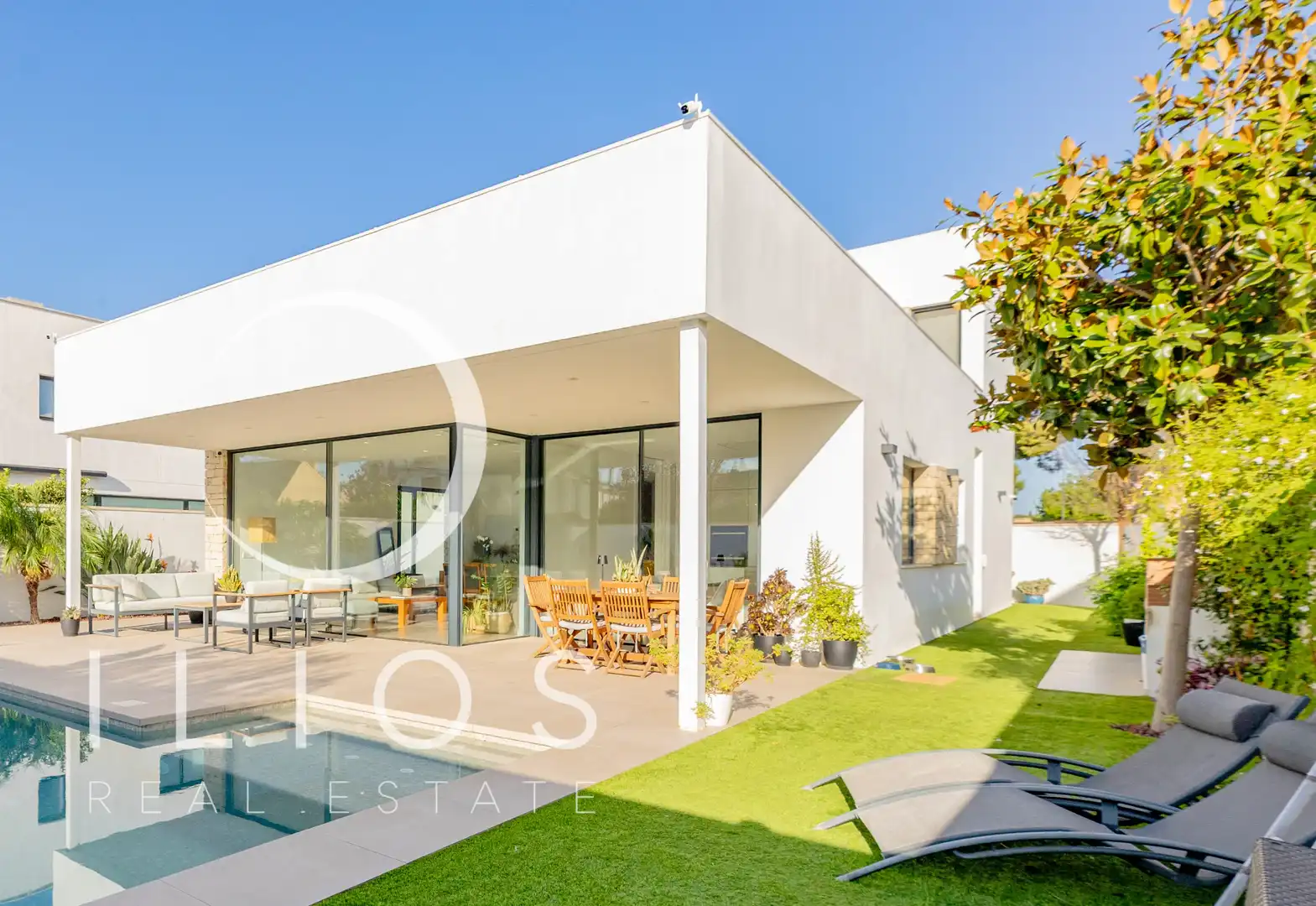 Detached house with terrace for sale in Montesol, imagen 3
