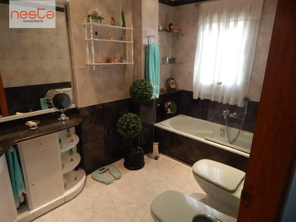 Bany de Dúplex en venda en Lorca amb Aire condicionat, Terrassa i Moblat