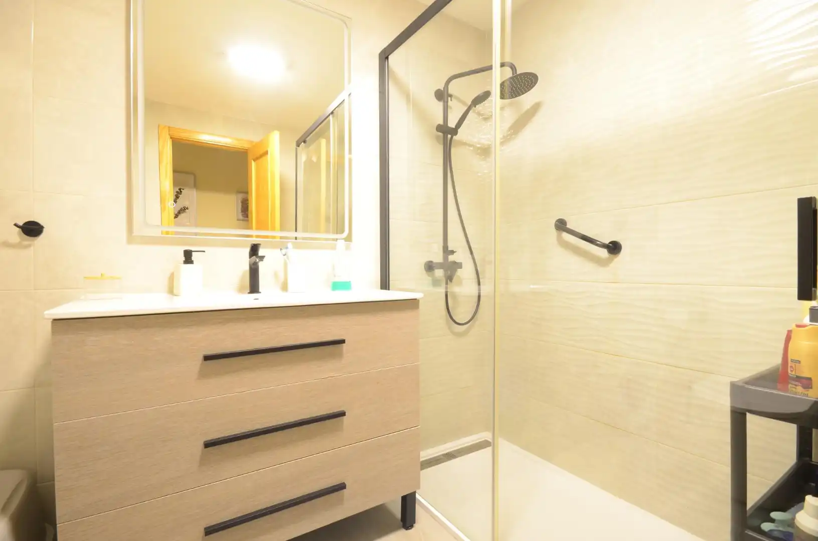 Badezimmer von Wohnung zum Verkauf in Ayamonte mit Privatgarten, Terrasse und Gemeinschaftspool