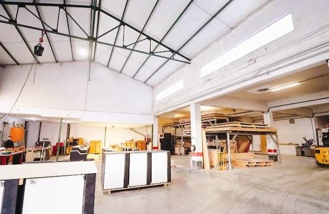 Nave industrial en Alquiler en Lutxana - Llano