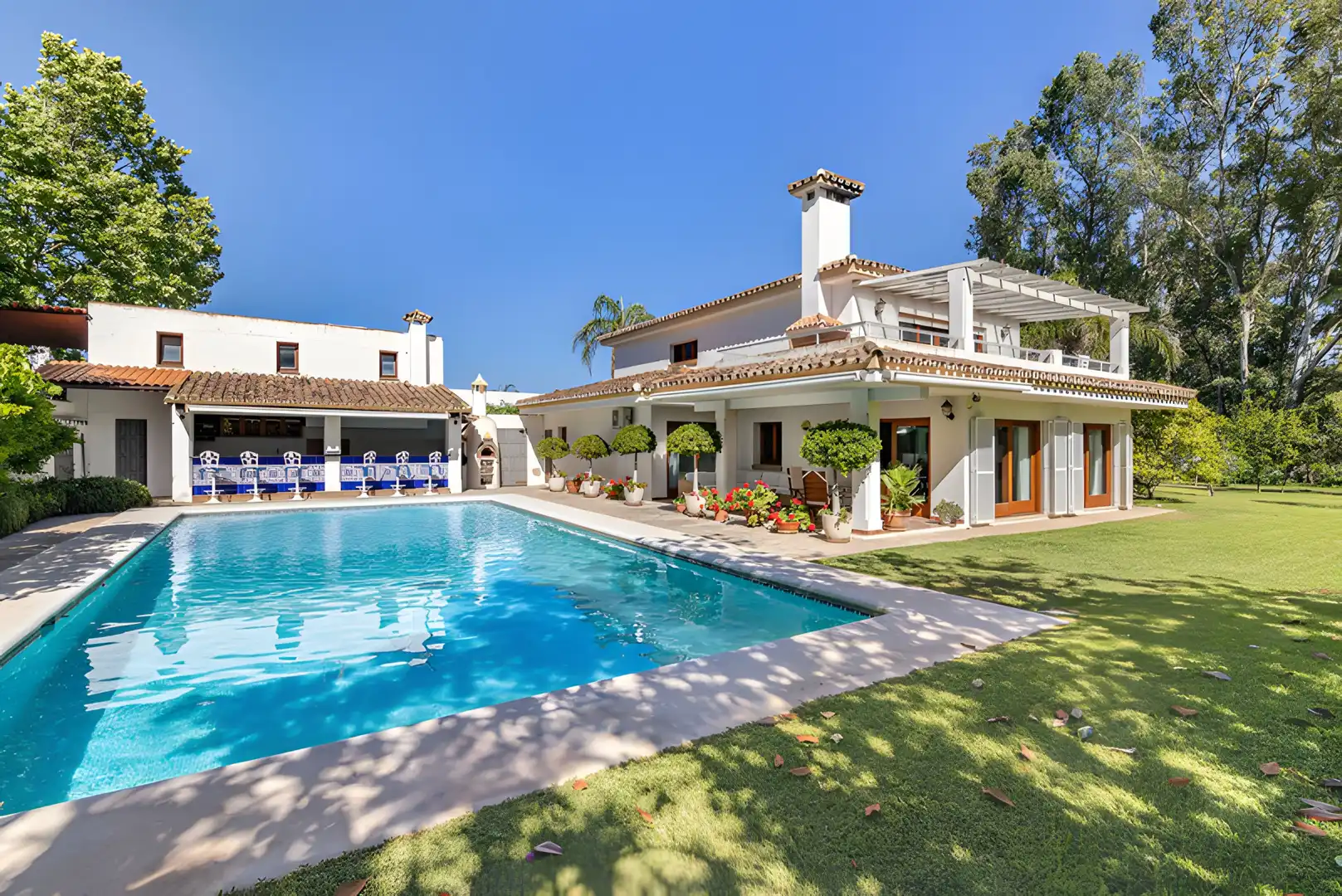 Casa amb piscina en venda a Estepona Pueblo