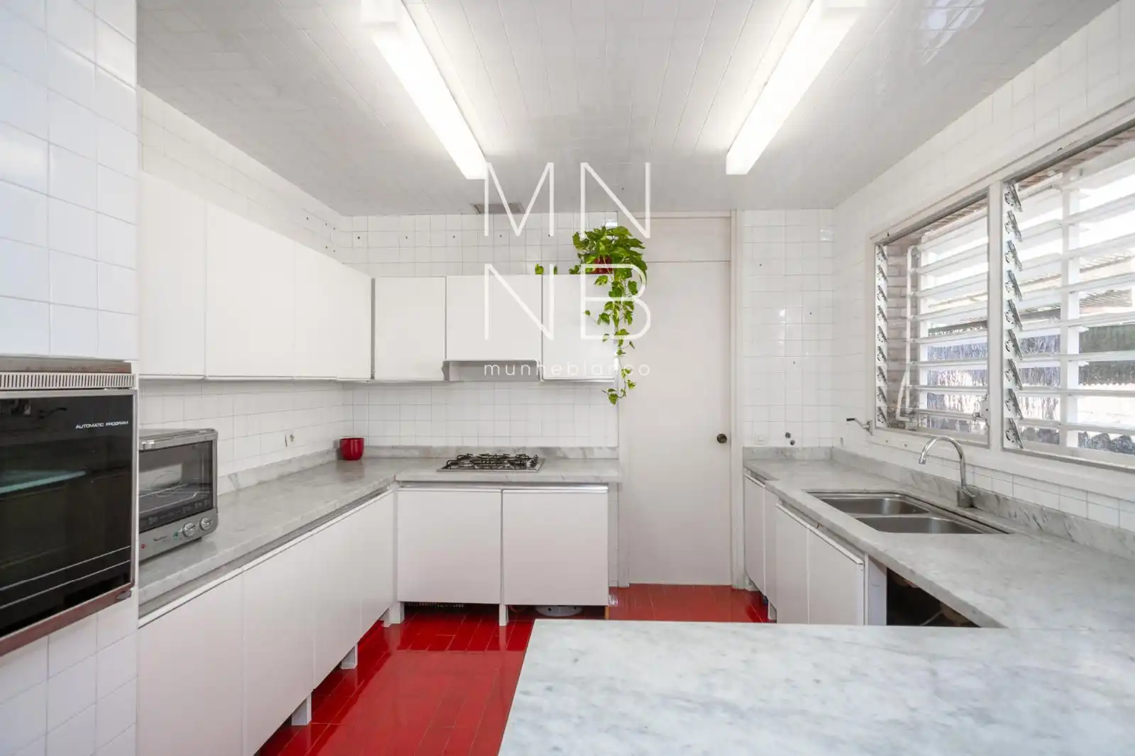Cuina de Casa o xalet en venda en Sant Andreu de Llavaneres amb Calefacció, Piscina i Moblat