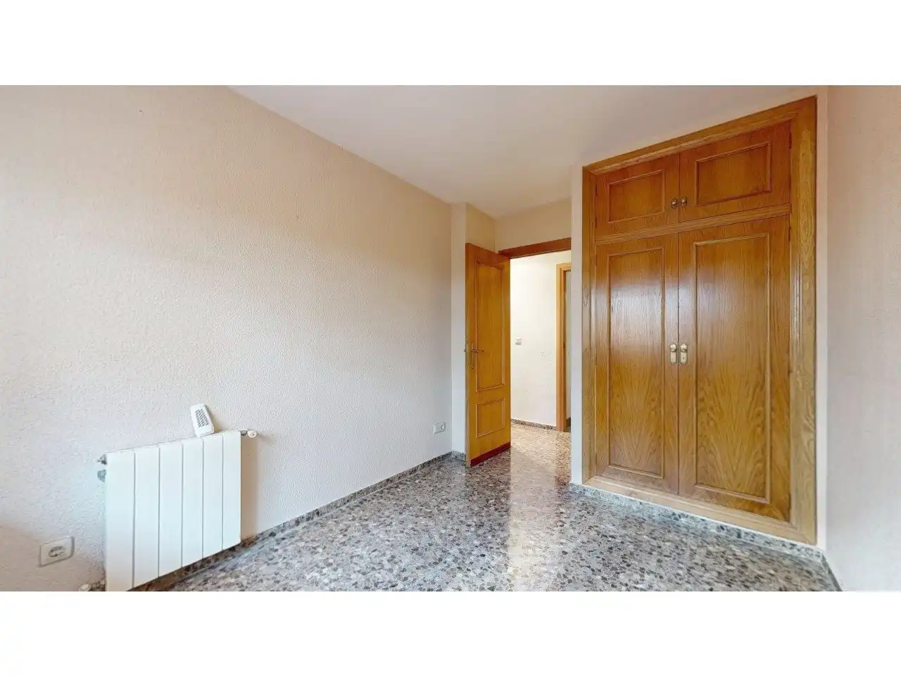 Habitación de Piso en venta en Valencia con Aire acondicionado, Calefacción y Jardín privado