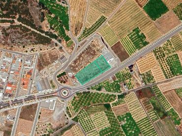 Terreno rústico en venta en Av del Regne de Valencia