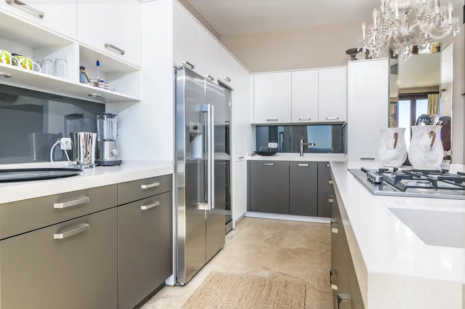 Kitchen of Detached homes for sale in Benahavís  with Terrace, Swimming Pool and Community pool