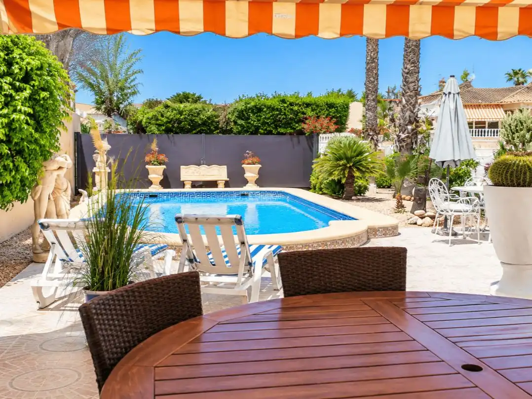 Terrassa de Casa o xalet en venda en Benferri amb Aire condicionat, Terrassa i Piscina