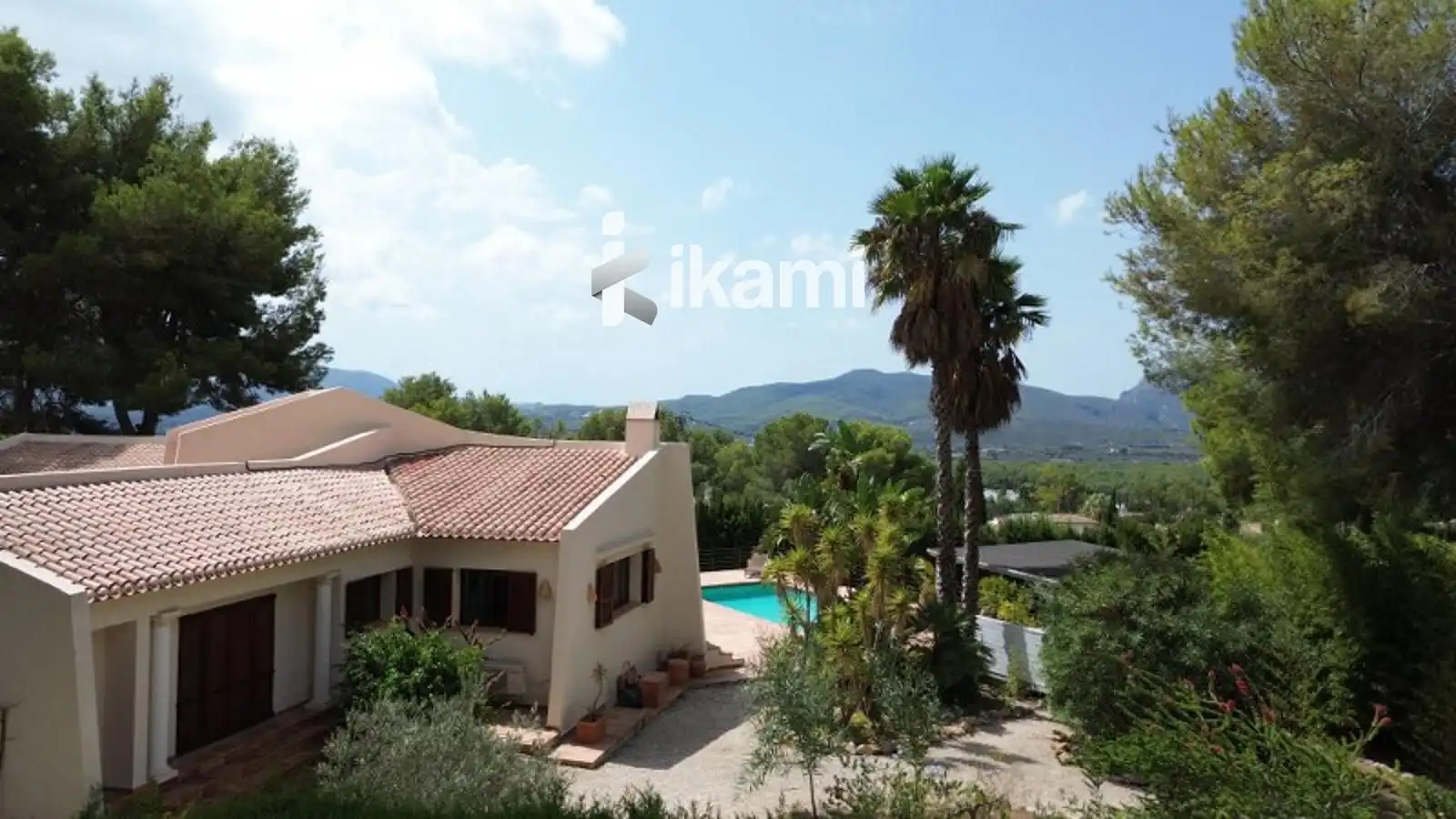 Vista exterior de Casa o xalet en venda en Jávea / Xàbia amb Aire condicionat, Calefacció i Jardí privat