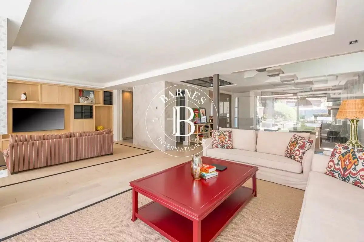 Sala de estar de Casa o chalet en venta en Madrid con Aire acondicionado, Calefacción y Piscina