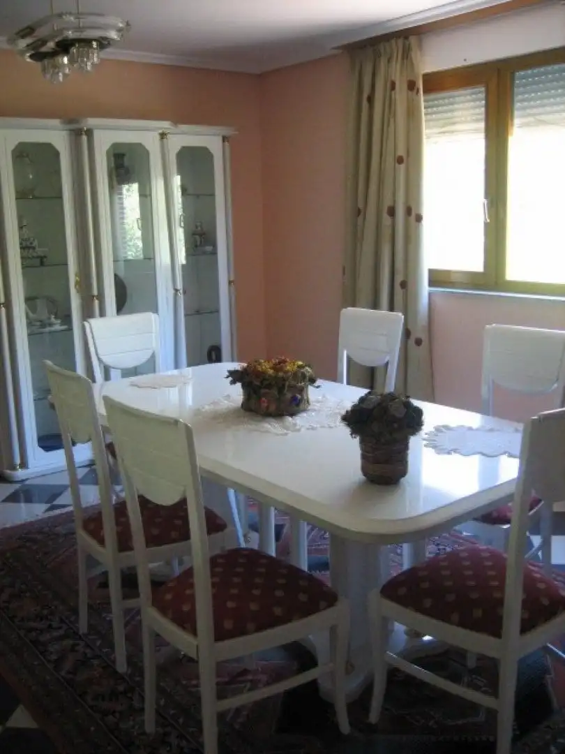 Casa en venda a Cacabelos, imagen 2