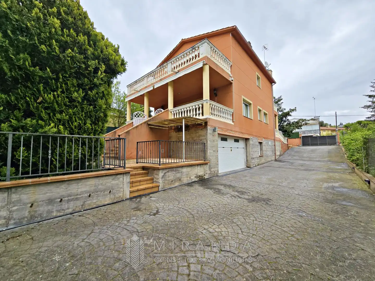 Detached house with terrace for sale in Avinguda Ca l'Esmandia, imagen 4