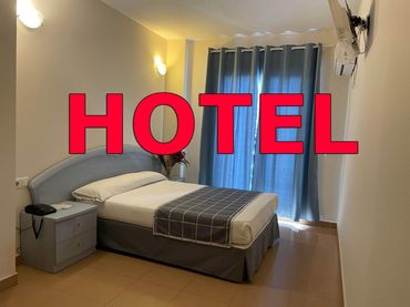 Hotel con ascensore in vendita a Carretera Granada