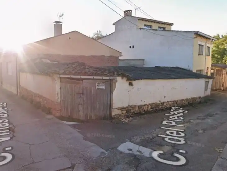 Außenansicht von Residential zum Verkauf in Quintanilla del Agua y Tordueles