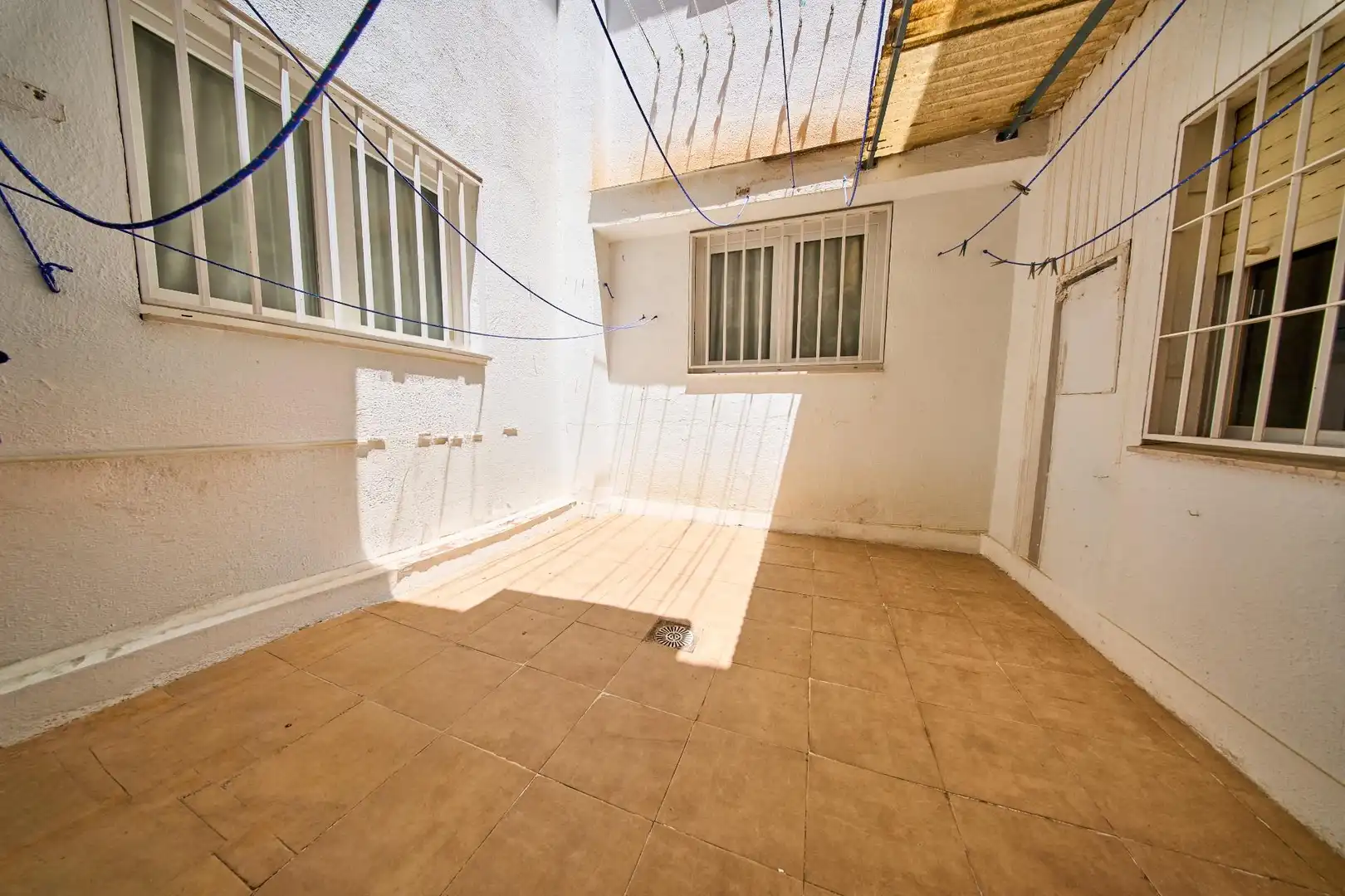 Flat for rent in Granada  with Heating, Terrace and Storage room