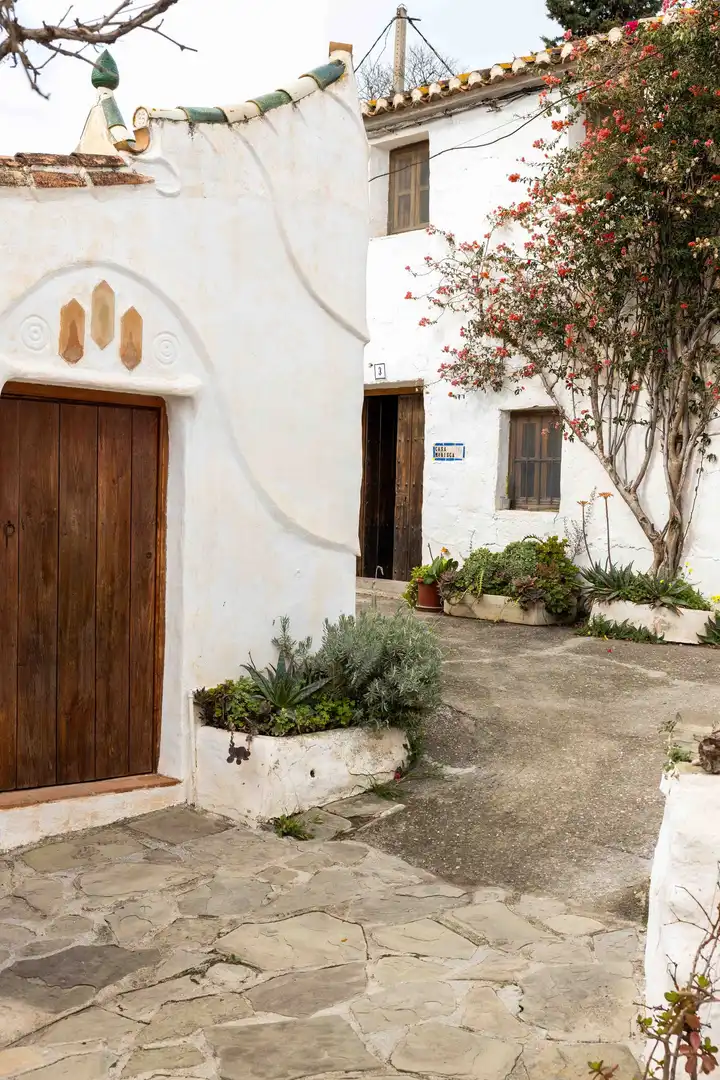 Vista exterior de Edificio en venta en Viñuela