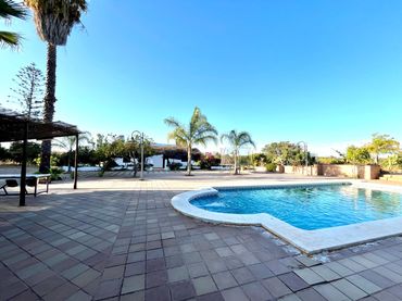 Casa rústica amb piscina en venda a Camino Camino de Ayamonte