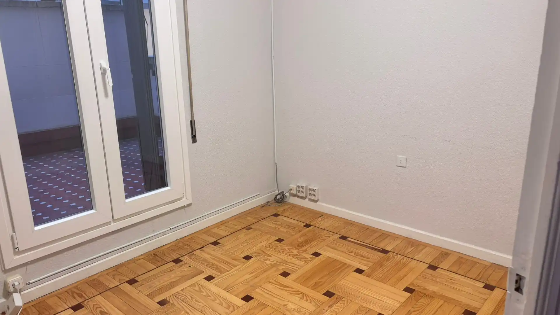 Habitación de Oficina de alquiler en Madrid con Aire acondicionado, Calefacción y Terraza