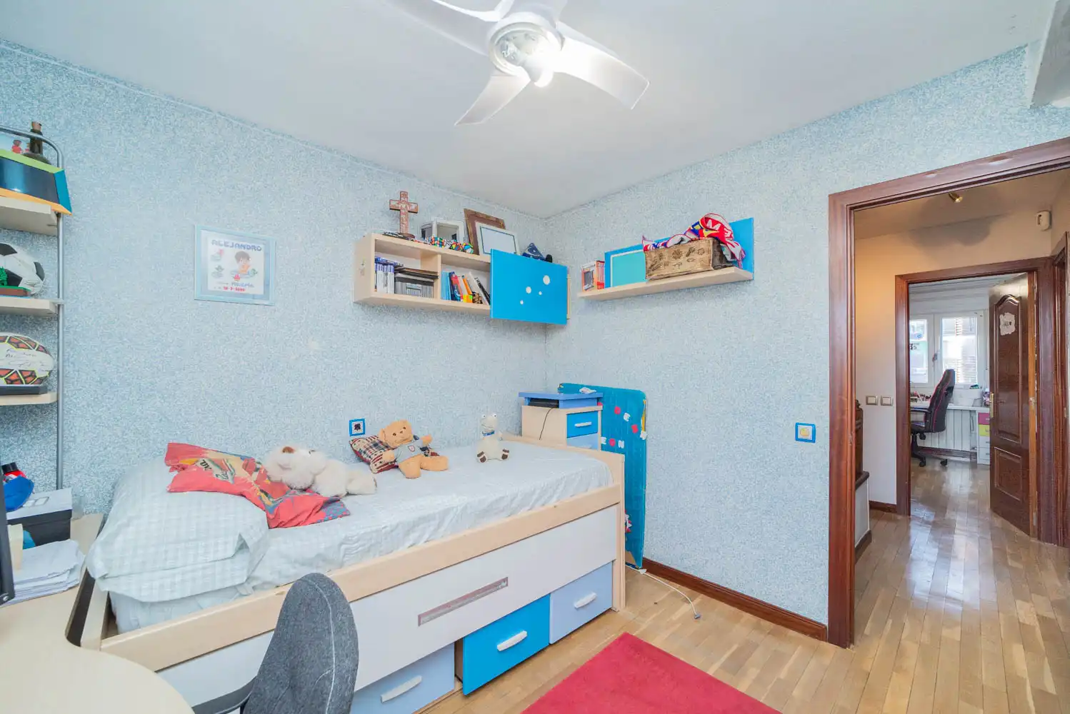 Schlafzimmer von Einfamilien-Reihenhaus zum Verkauf in Alpedrete mit Heizung, Terrasse und Gemeinschaftspool