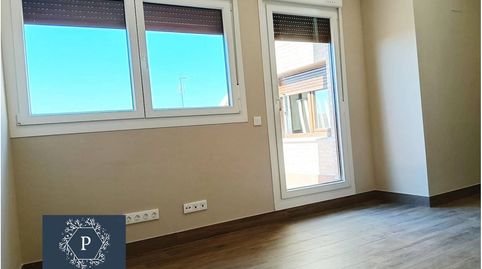 Foto 2 de Ático de alquiler en Calle Real, Moraleja de Enmedio, Madrid