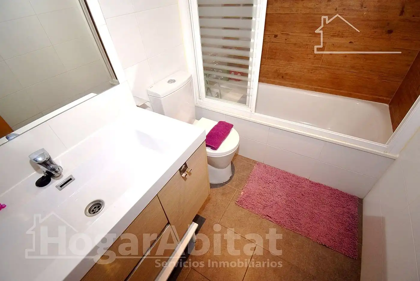 Bathroom of Flat for sale in Onda  with Air Conditioner, Terrace and Storage room