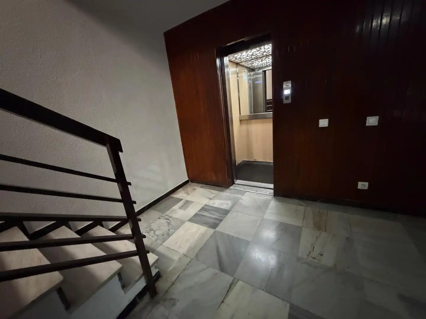 Flat for sale in Córdoba  with Air Conditioner, Heating and Storage room