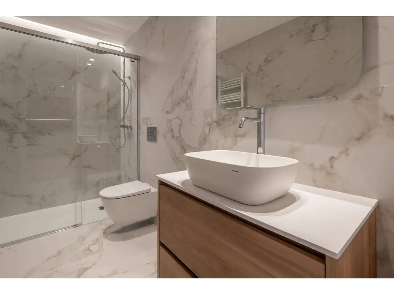 Badezimmer von Wohnung zum Verkauf in Donostia - San Sebastián  mit Heizung und Terrasse