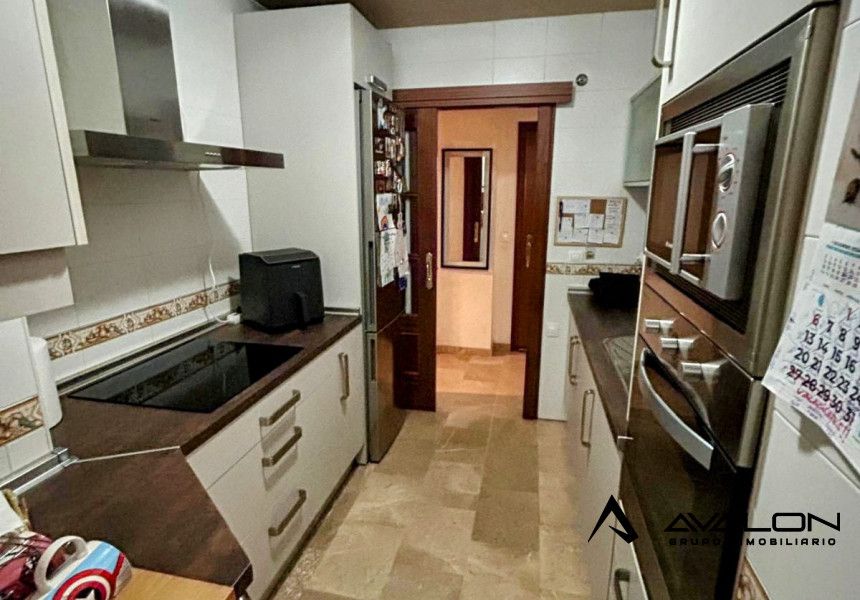 Cuina de Pis en venda en  Huelva Capital amb Aire condicionat, Calefacció i Moblat