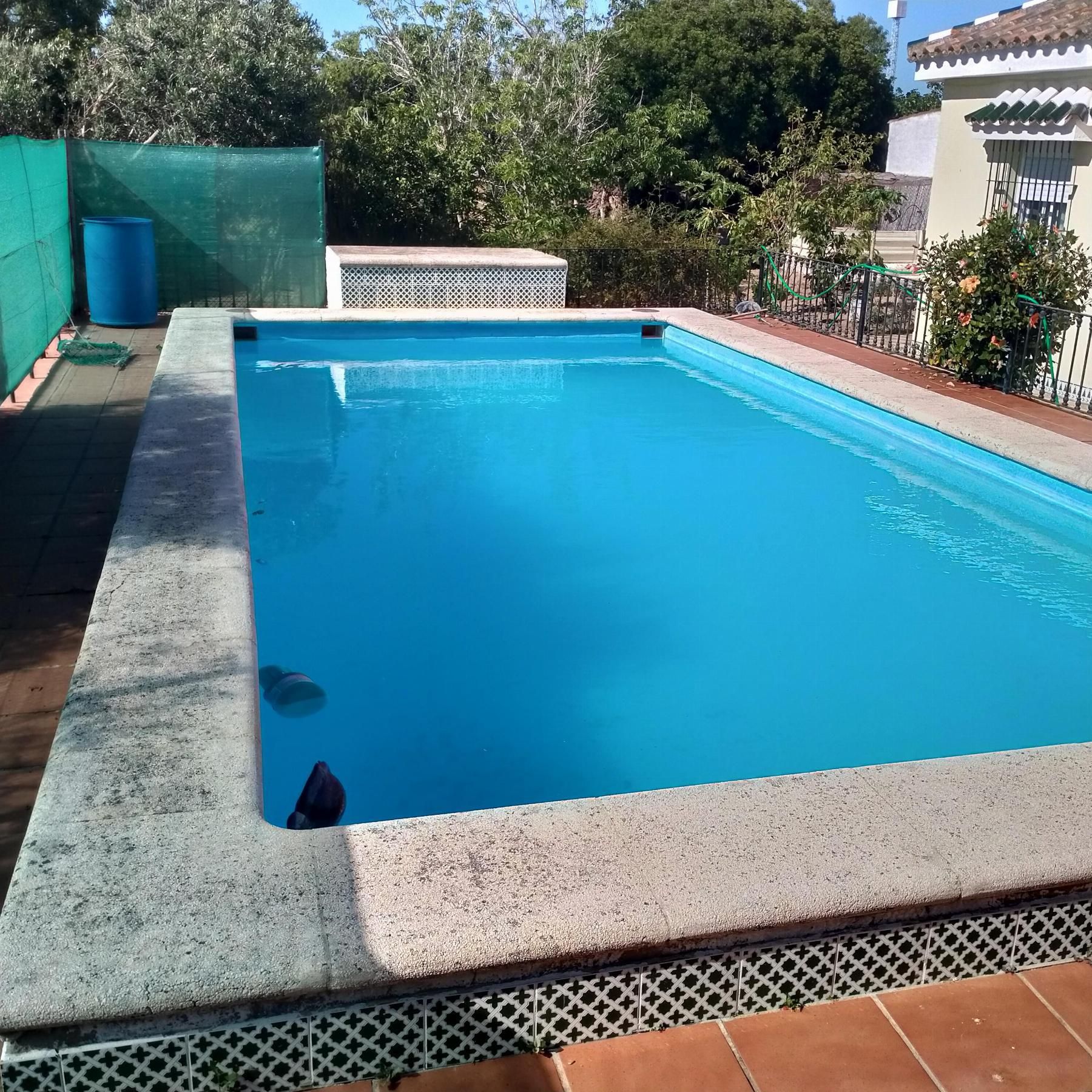 Piscina de Casa o xalet en venda en Chiclana de la Frontera amb Traster