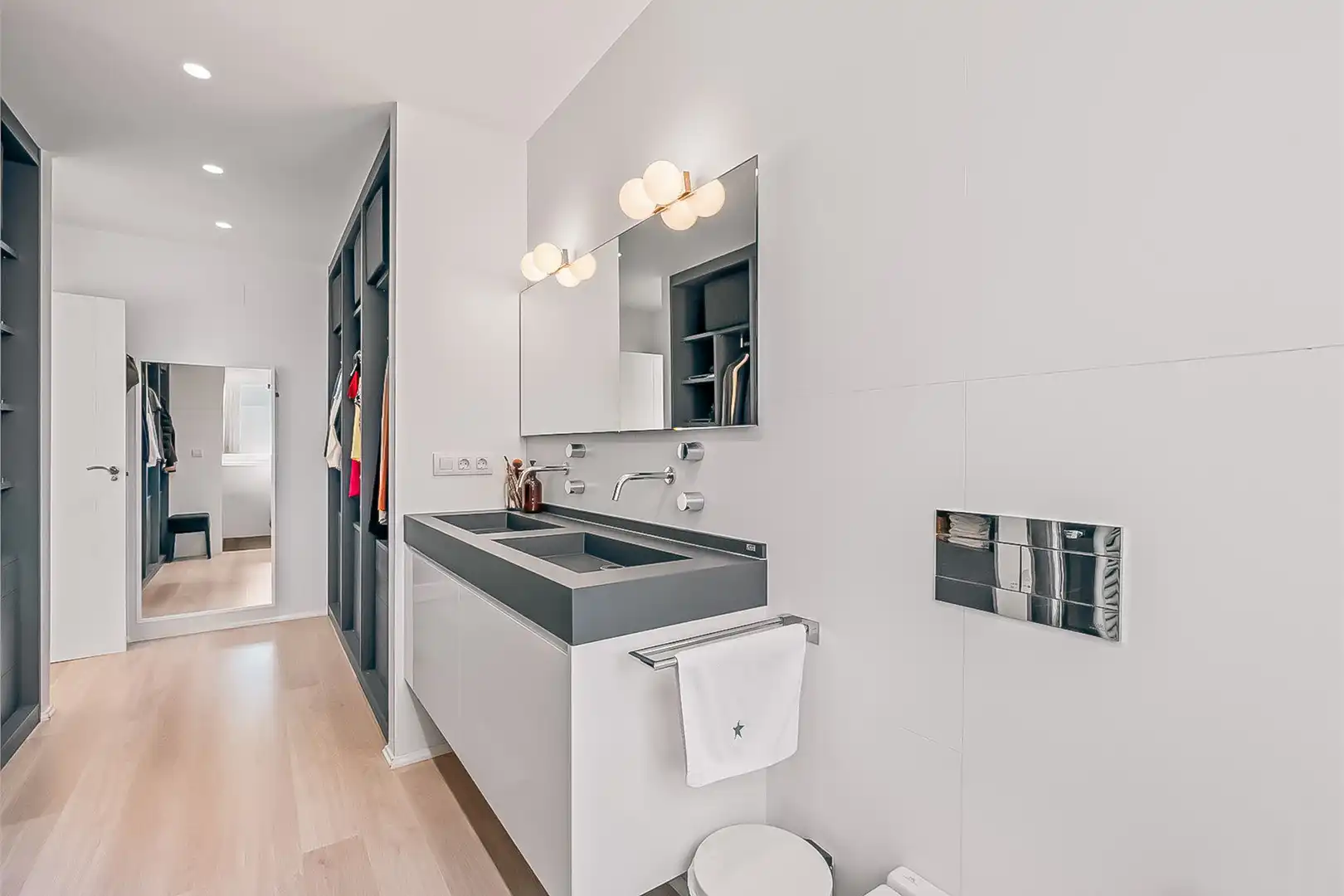 Baño de Casa o chalet en venta en L'Alfàs del Pi con Aire acondicionado, Calefacción y Piscina
