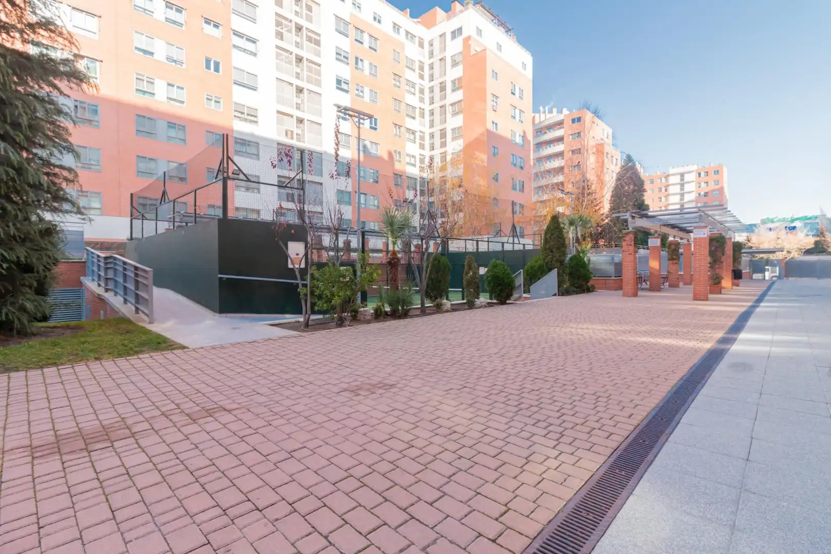 Terrasse von Wohnung zur untervermieten in Madrid mit Klimaanlage, Heizung und Möbliert