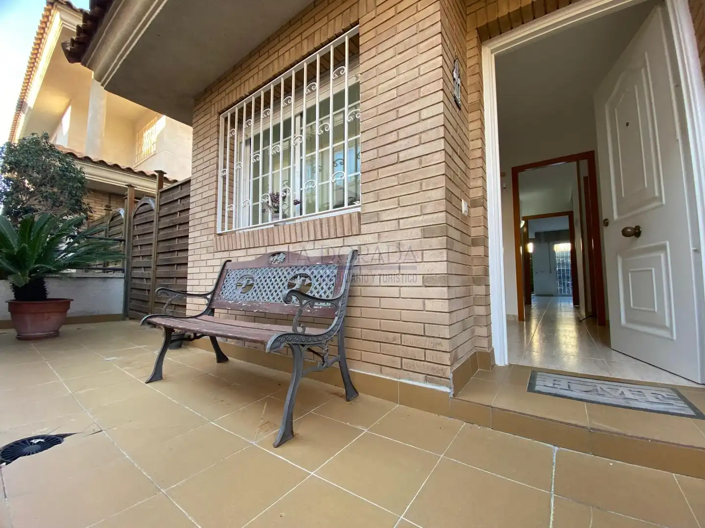 Vista exterior de Casa adosada en venta en Cambrils con Aire acondicionado, Calefacción y Jardín privado
