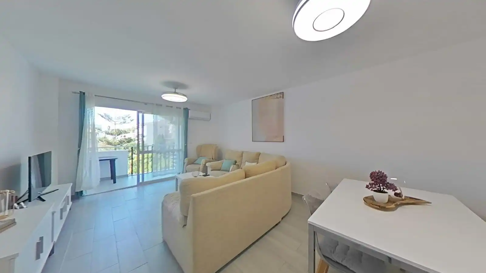 Living room of Flat for sale in Fuengirola  with Private garden, Terrace and Furnished