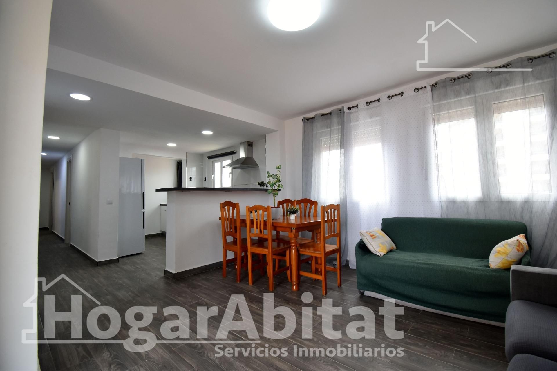 Living room of Flat for sale in Gandia  with Air Conditioner, Heating and Terrace