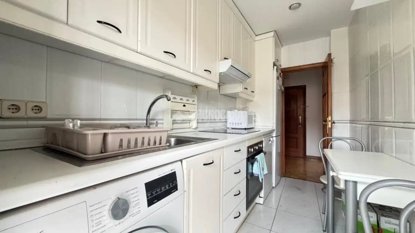 Kitchen of Flat for sale in Madrid  with Heating, Parquet flooring and Terrace