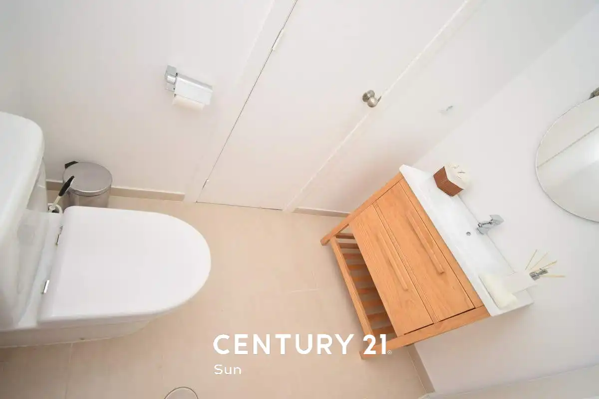 Baño de Casa o chalet de alquiler en Estepona con Aire acondicionado, Jardín privado y Terraza
