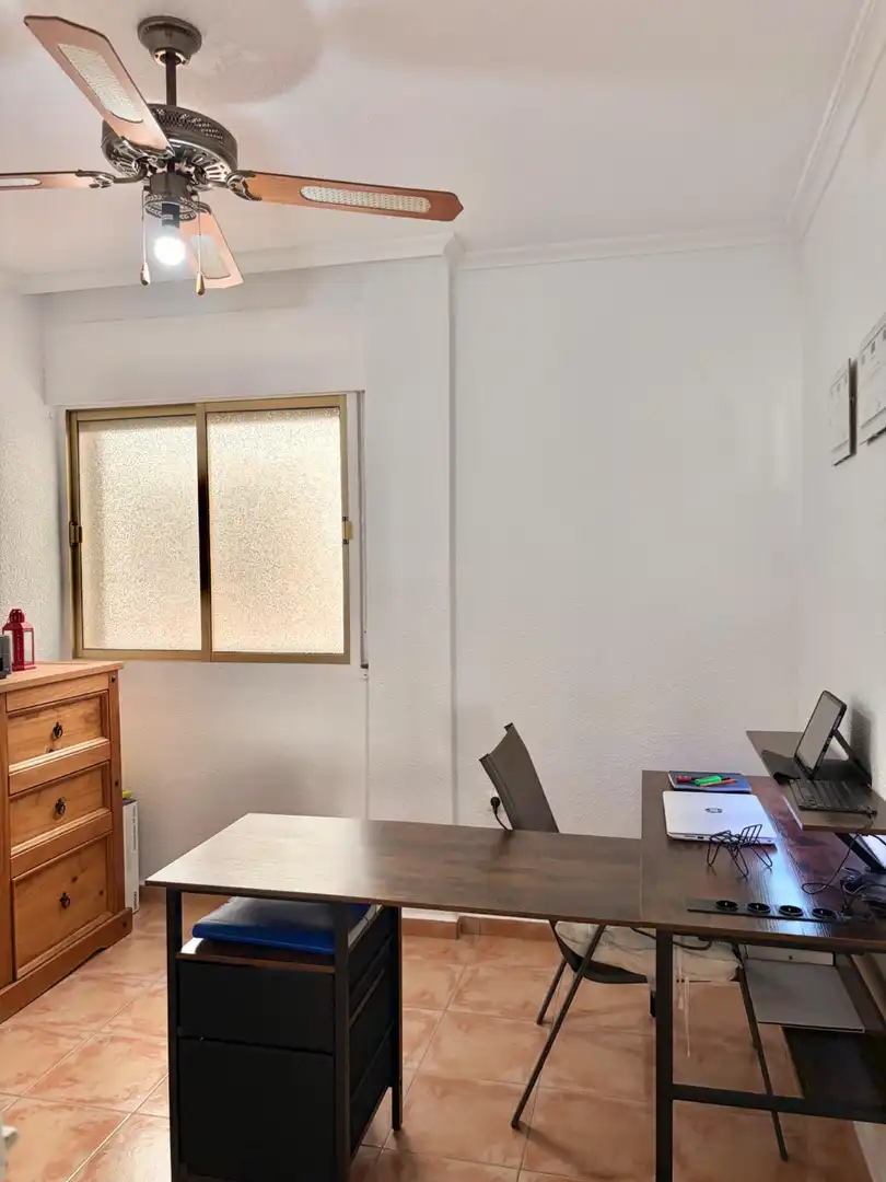 Wohnung zum Verkauf in San Pedro del Pinatar mit Klimaanlage, Terrasse und Möbliert