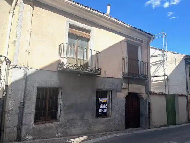 Vista exterior de Casa o chalet en venta en Cuéllar con Calefacción