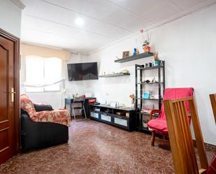 Living room of Flat for sale in L'Hospitalet de Llobregat  with Terrace and Storage room