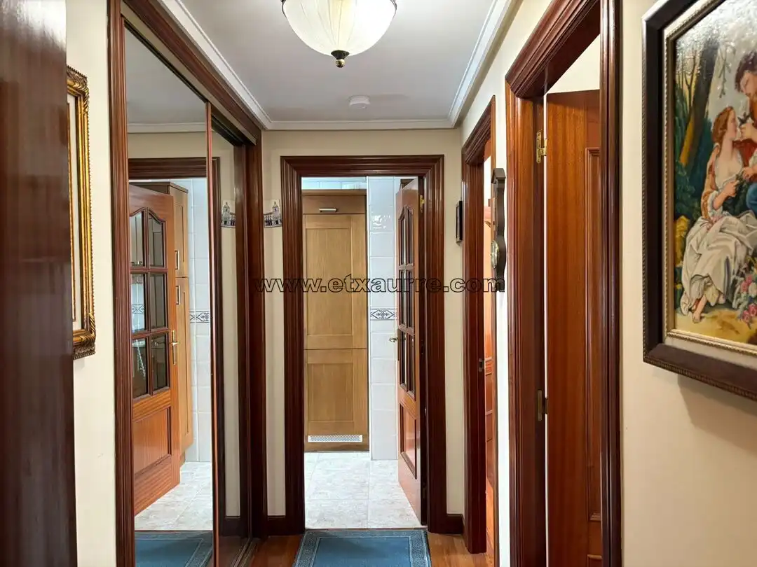 Flat for sale in Laudio / Llodio  with Heating, Storage room and Furnished