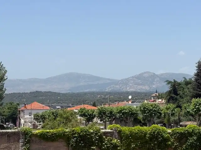 Außenansicht von Residential zum Verkauf in Valdemorillo