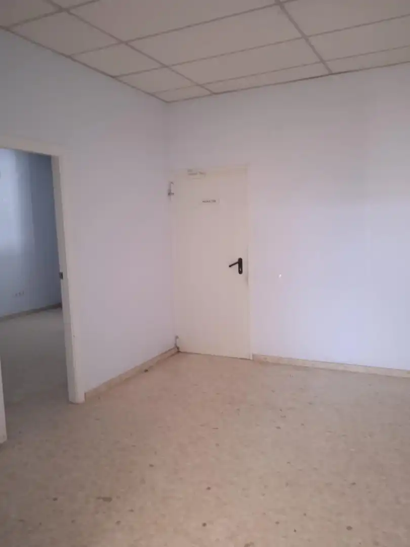 Industrial building to rent in Fuente del Jarro, imagen 16